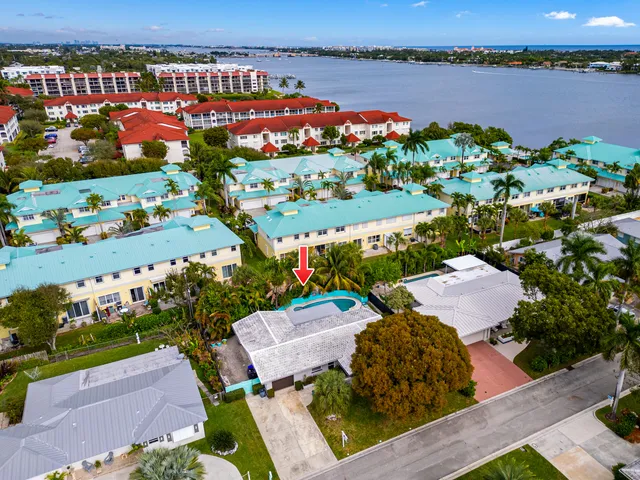 $4,500 | 113 Park Lane East, Hypoluxo, FL 33462