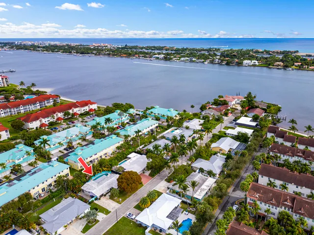 $4,500 | 113 Park Lane East, Hypoluxo, FL 33462