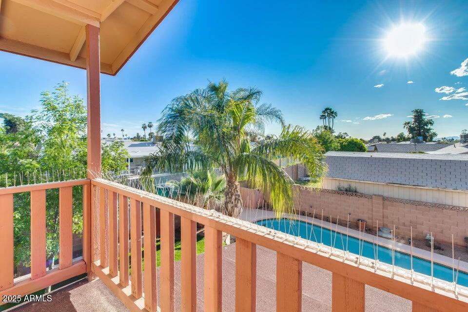3527 West Yucca Street Phoenix, AZ 85029 - Photo 16 of 20 a view of balcony with yard