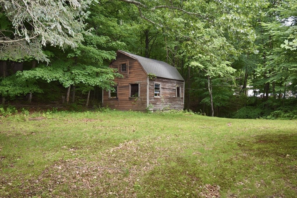 338 Wilbraham Road Hampden, MA 01036 - Photo 5 of 39