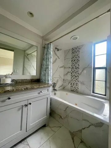 $2,350 | 9370 Southwest 8th Street, Unit 308, Boca Raton, FL 33428