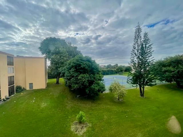 $2,350 | 9370 Southwest 8th Street, Unit 308, Boca Raton, FL 33428