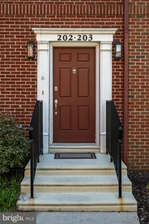 $759,000 | 203 Captains Way, Philadelphia, PA 19146