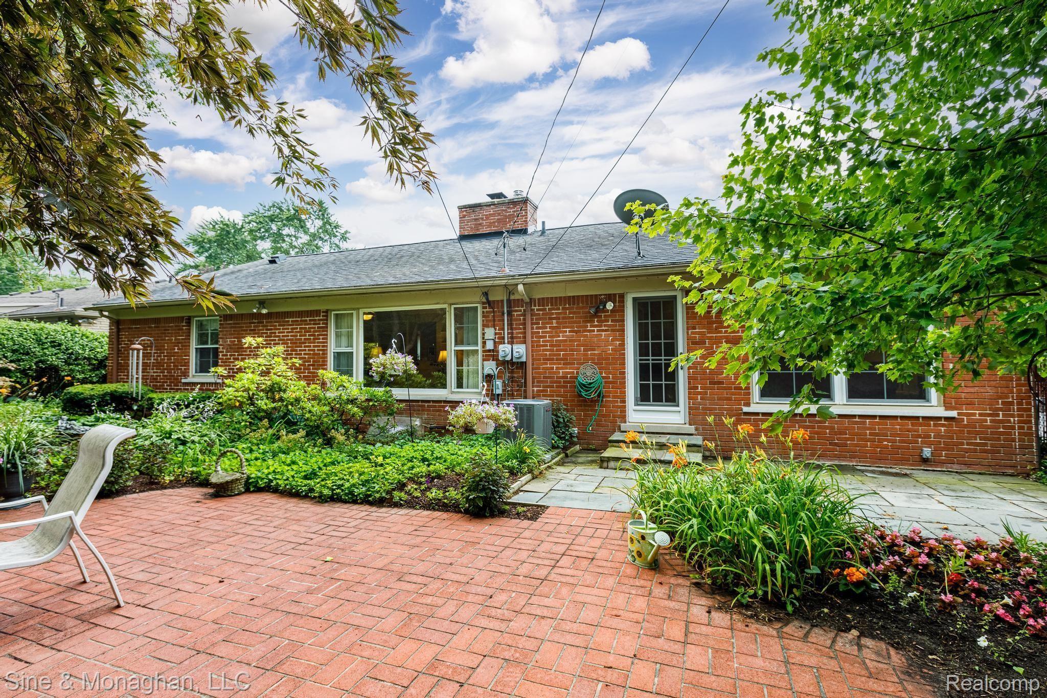 850 Shoreham Road Grosse Pointe, MI 48236 - Photo 28 of 37 850 Shoreham Rd-34.jpg
