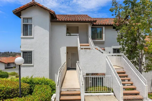 $654,000 | 16424 Avenida Venusto, Unit E, San Diego, CA 92128