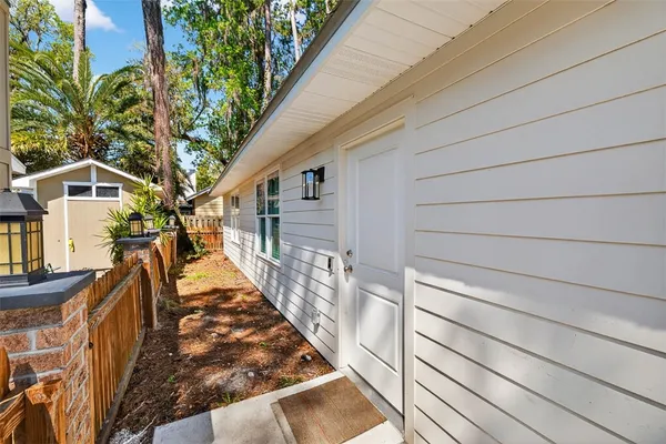 $2,200 | 204 Palm Street, St. Simons Island, GA 31522