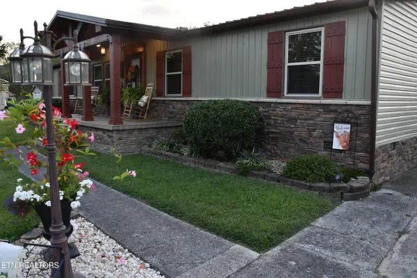 $240,000 | 129 Lower Gibson Lane, Middlesboro, KY 40965