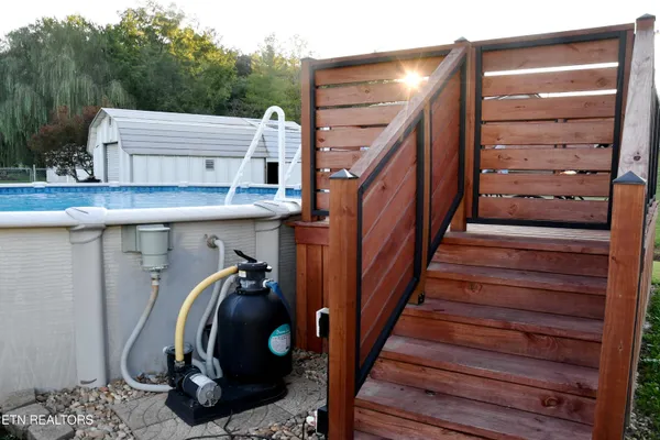 $240,000 | 129 Lower Gibson Lane, Middlesboro, KY 40965