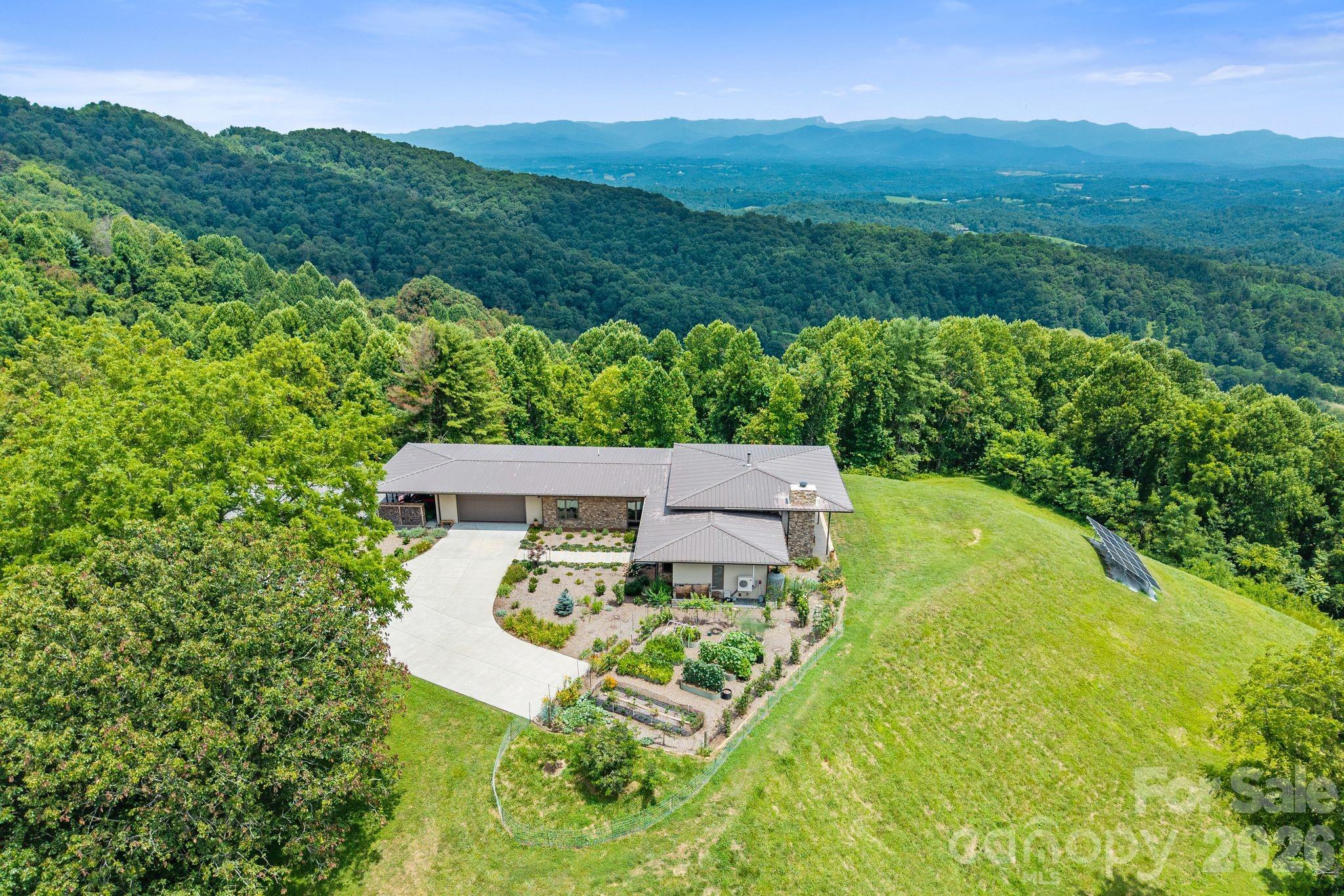 1045 Graham Road Marshall, NC 28753 - Photo 25 of 48