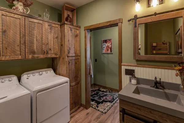 $569,000 | 1190 Mayo Road Southwest, Pequot Lakes, MN 56472