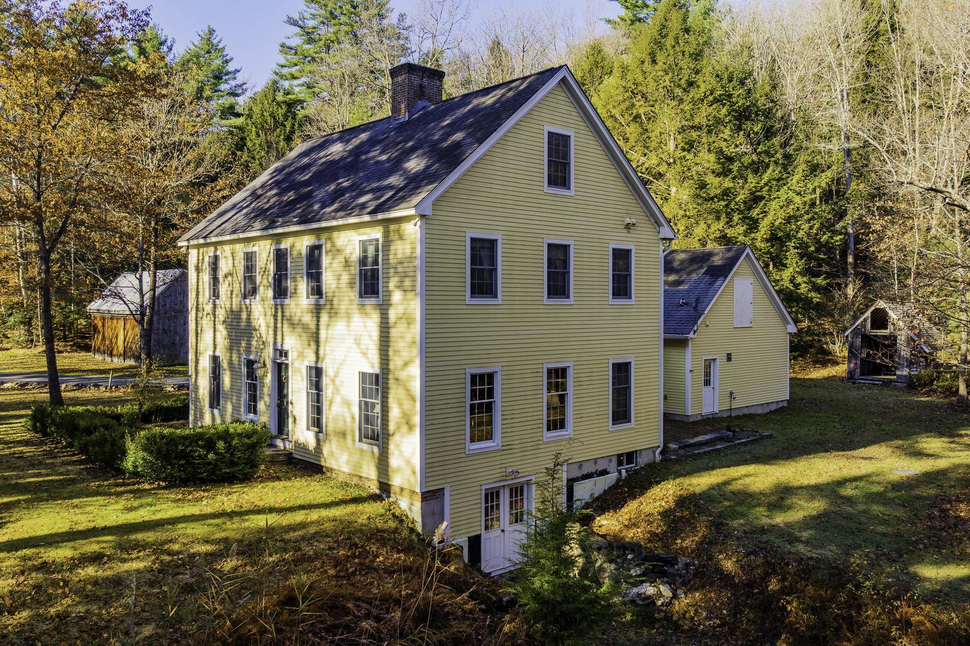 307 Remick Road Hartford, VT 05001 - Photo 37 of 45