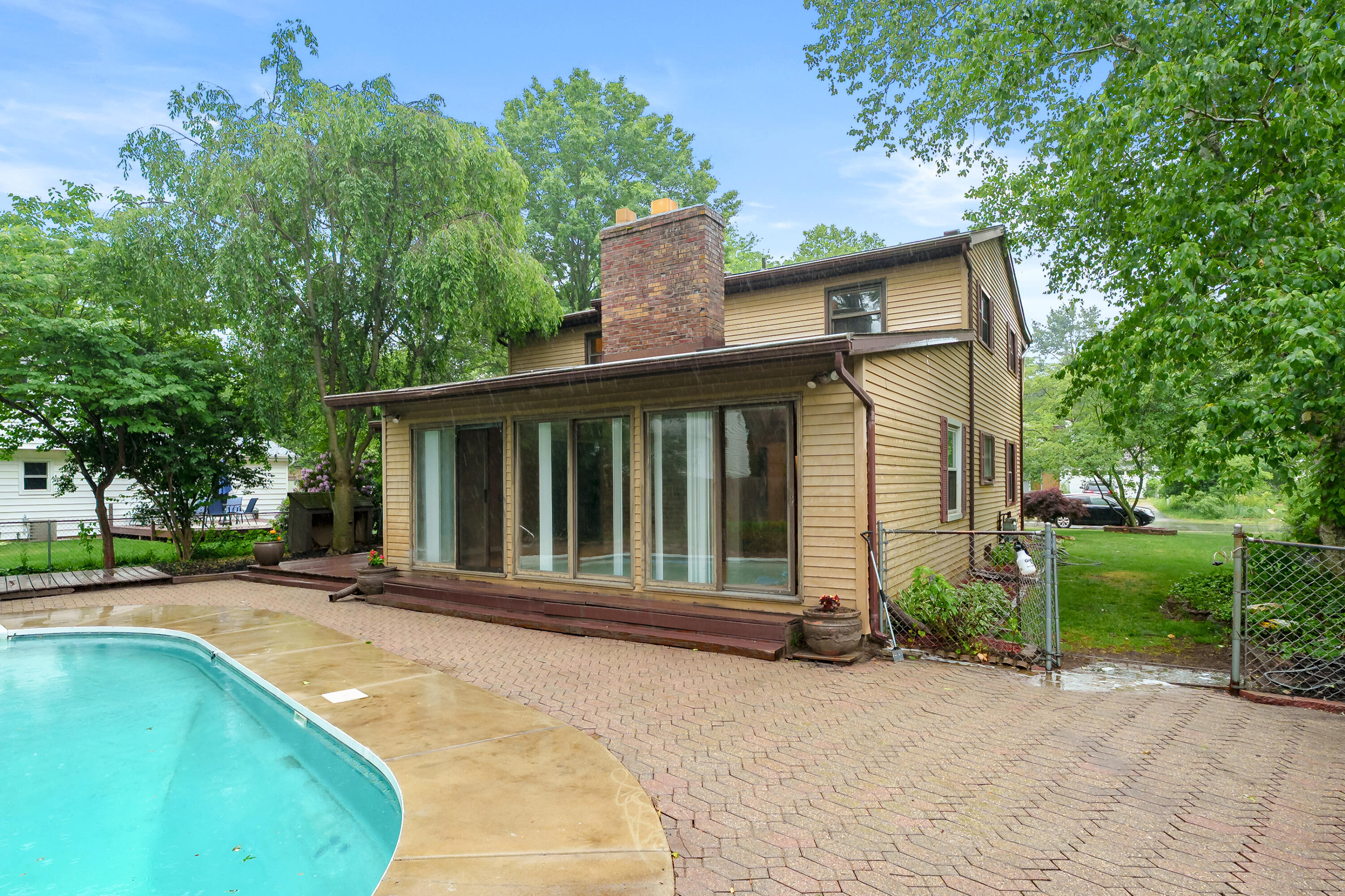 823 Newgate Road Kalamazoo, MI 49006 - Photo 28 of 30 Newgate Rd 823 Kalamazoo 49006-25