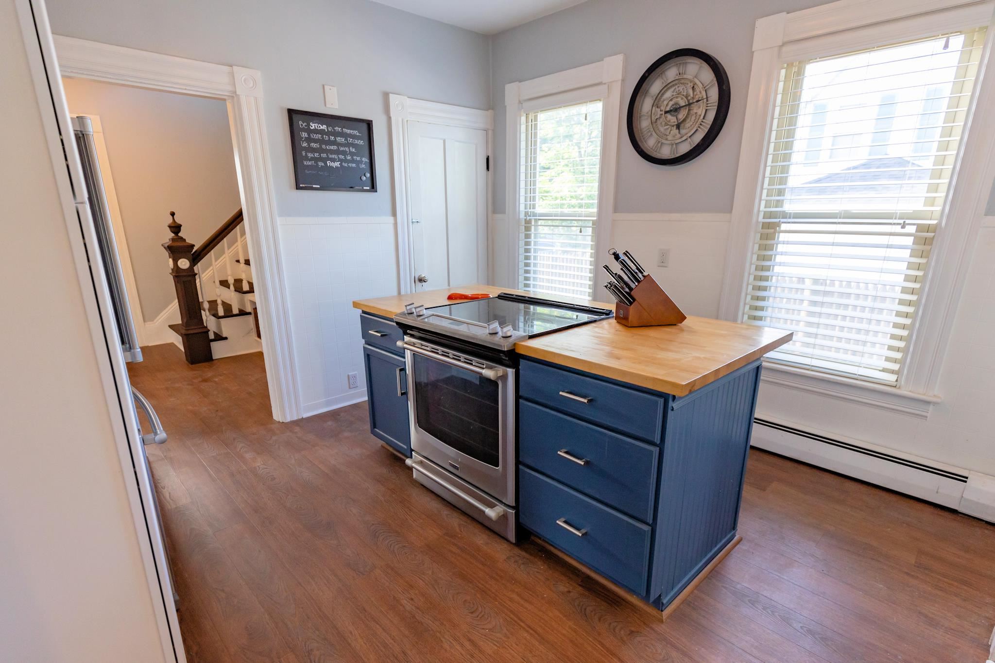 113 Riley Avenue Manchester, NH 03103 - Photo 15 of 40