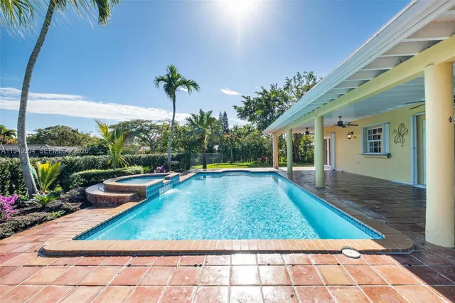 $2,499,000 | Pinecrest, Pinecrest, FL 33156