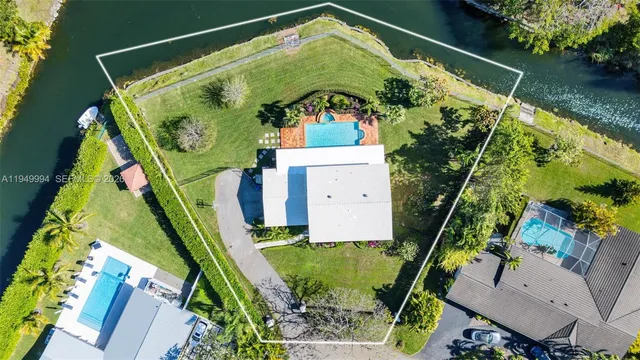 $2,499,000 | Pinecrest, Pinecrest, FL 33156