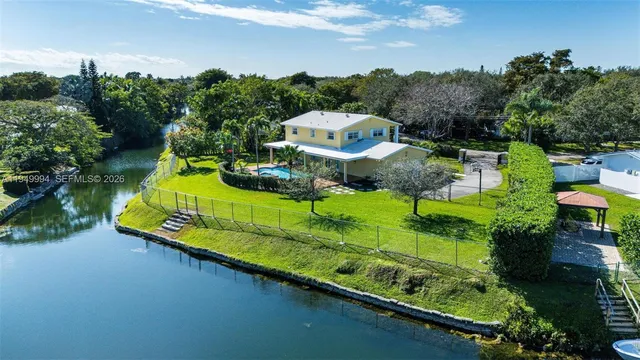 $2,499,000 | Pinecrest, Pinecrest, FL 33156