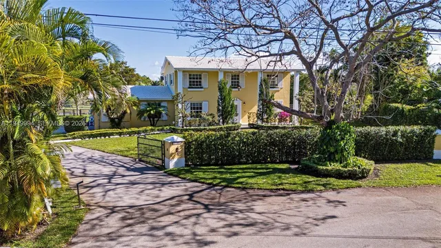 $2,499,000 | Pinecrest, Pinecrest, FL 33156