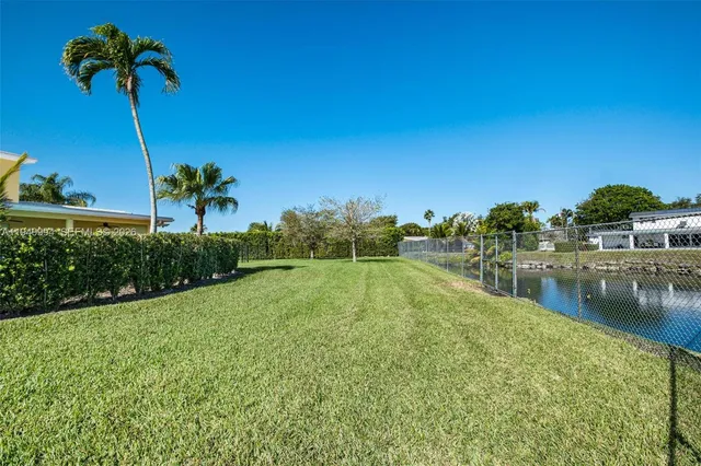 $2,499,000 | Pinecrest, Pinecrest, FL 33156