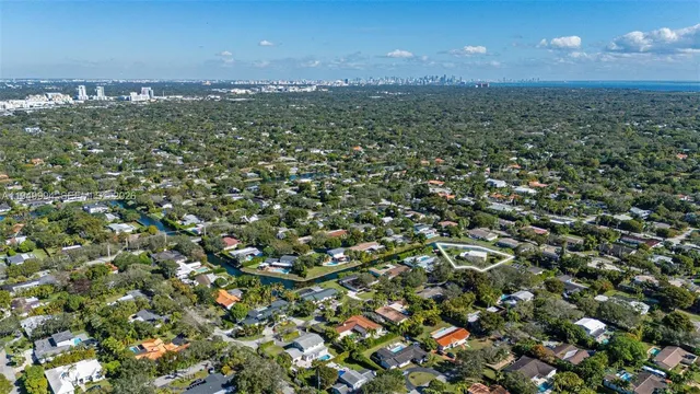 $2,499,000 | Pinecrest, Pinecrest, FL 33156