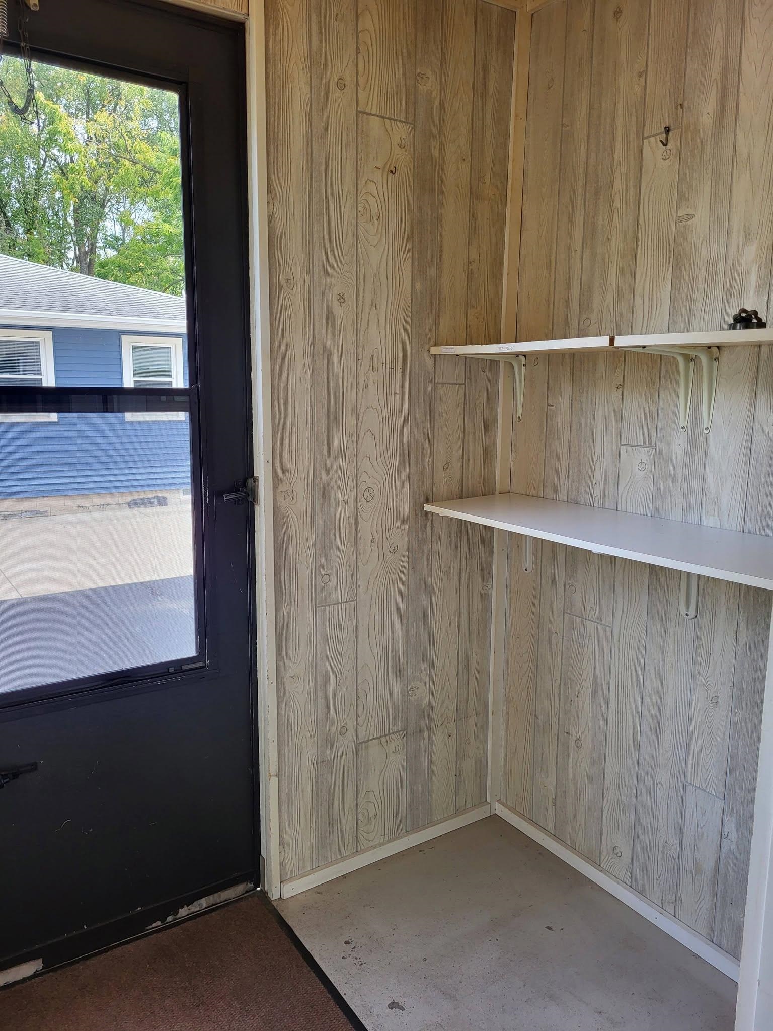 1703 Plank Road Menasha, WI 54952 - Photo 24 of 33 Gallery Image 24