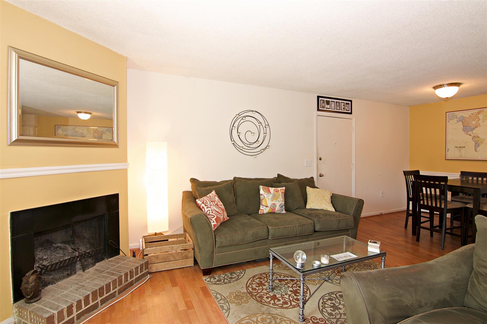 1402 Camp Road, Unit 16G Charleston, SC 29412 - Photo 5 of 20 5 (Large)