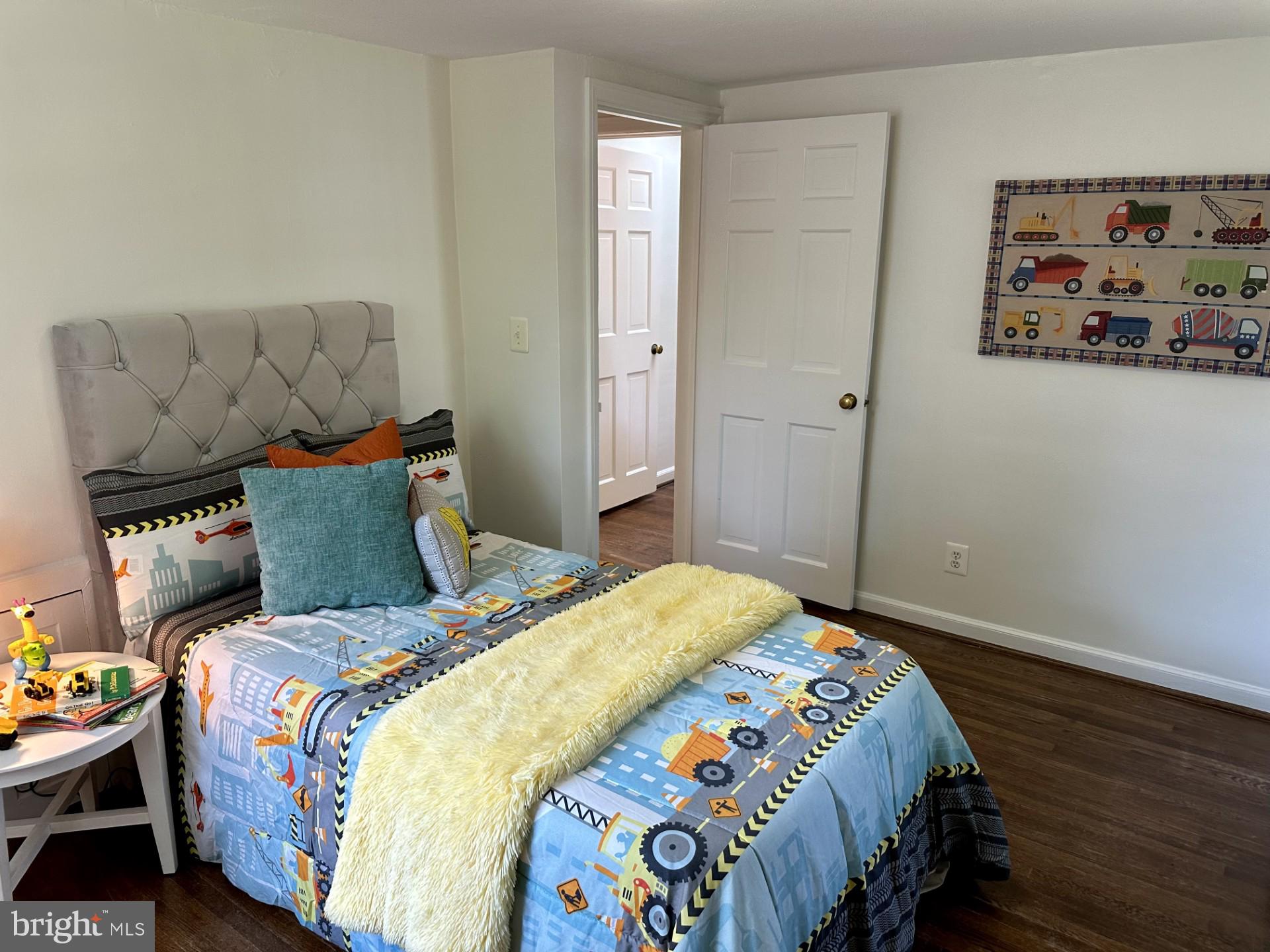 3304 Circle Hill Road Alexandria, VA 22305 - Photo 33 of 59 Bedroom 2