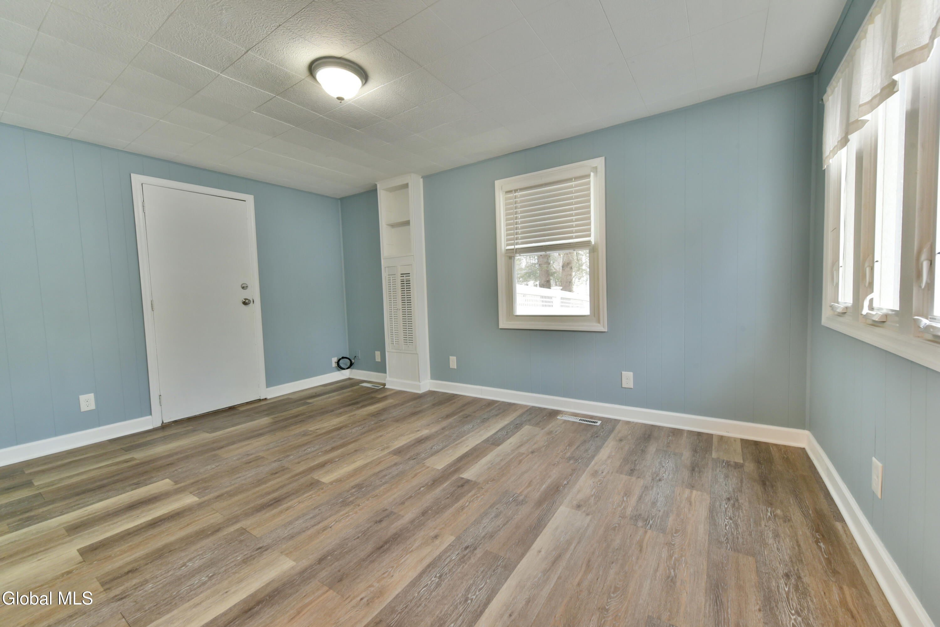 23 New Castle Road Halfmoon, NY 12065 - Photo 17 of 62 23NewcastleRdFR3