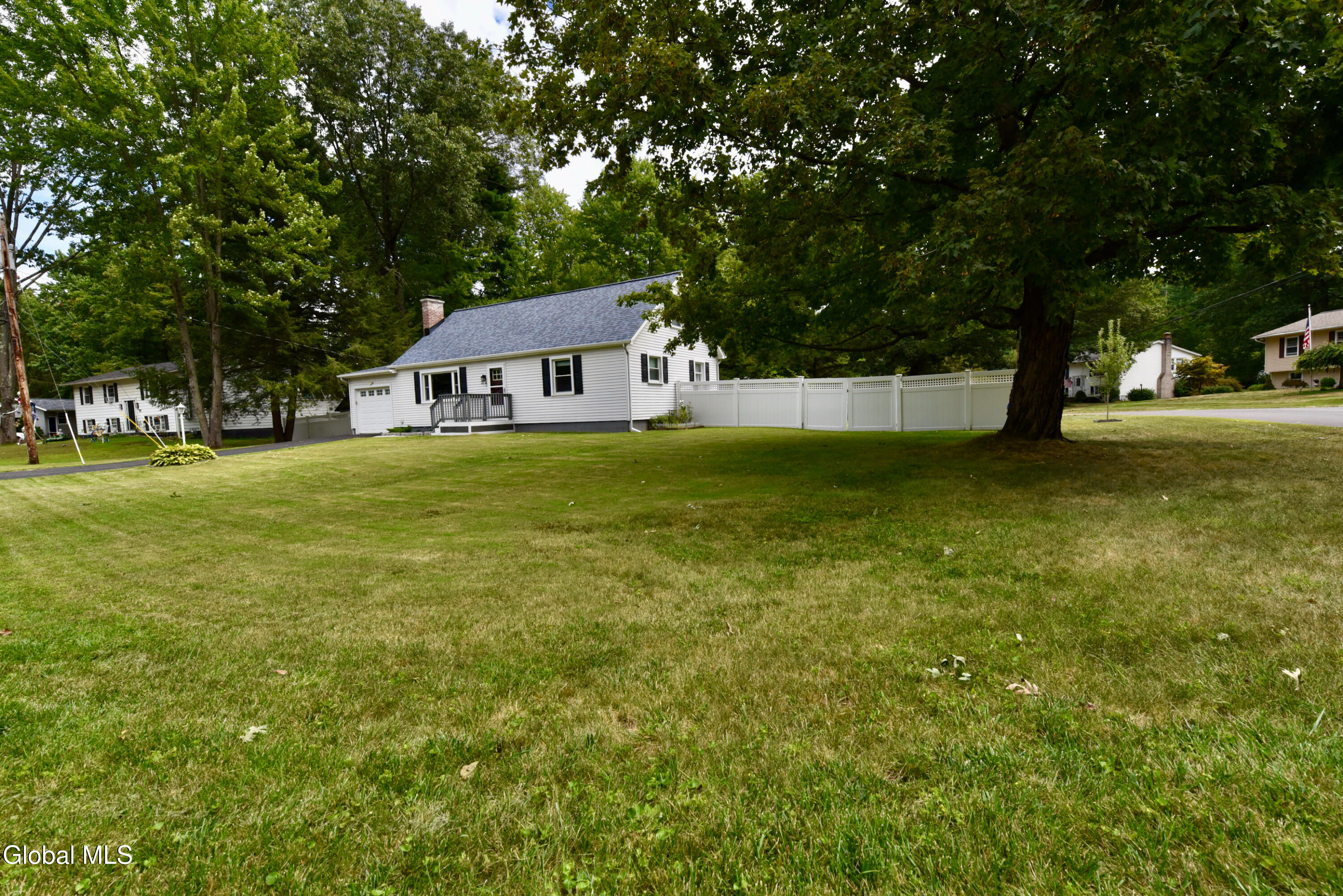 23 New Castle Road Halfmoon, NY 12065 - Photo 2 of 62 23NewcastleFrontfromCorner