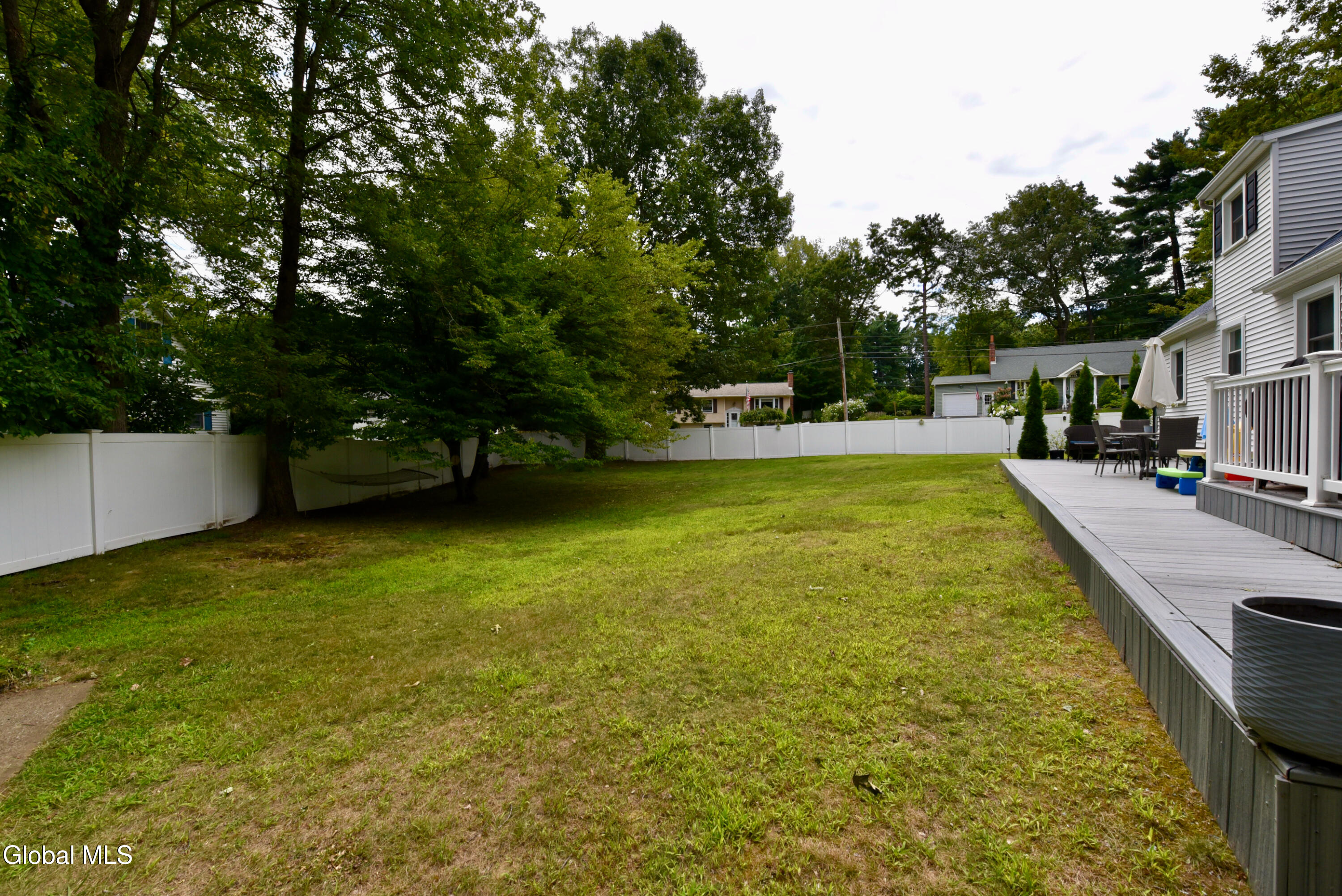 23 New Castle Road Halfmoon, NY 12065 - Photo 49 of 62 23NewcastleLawnDeck