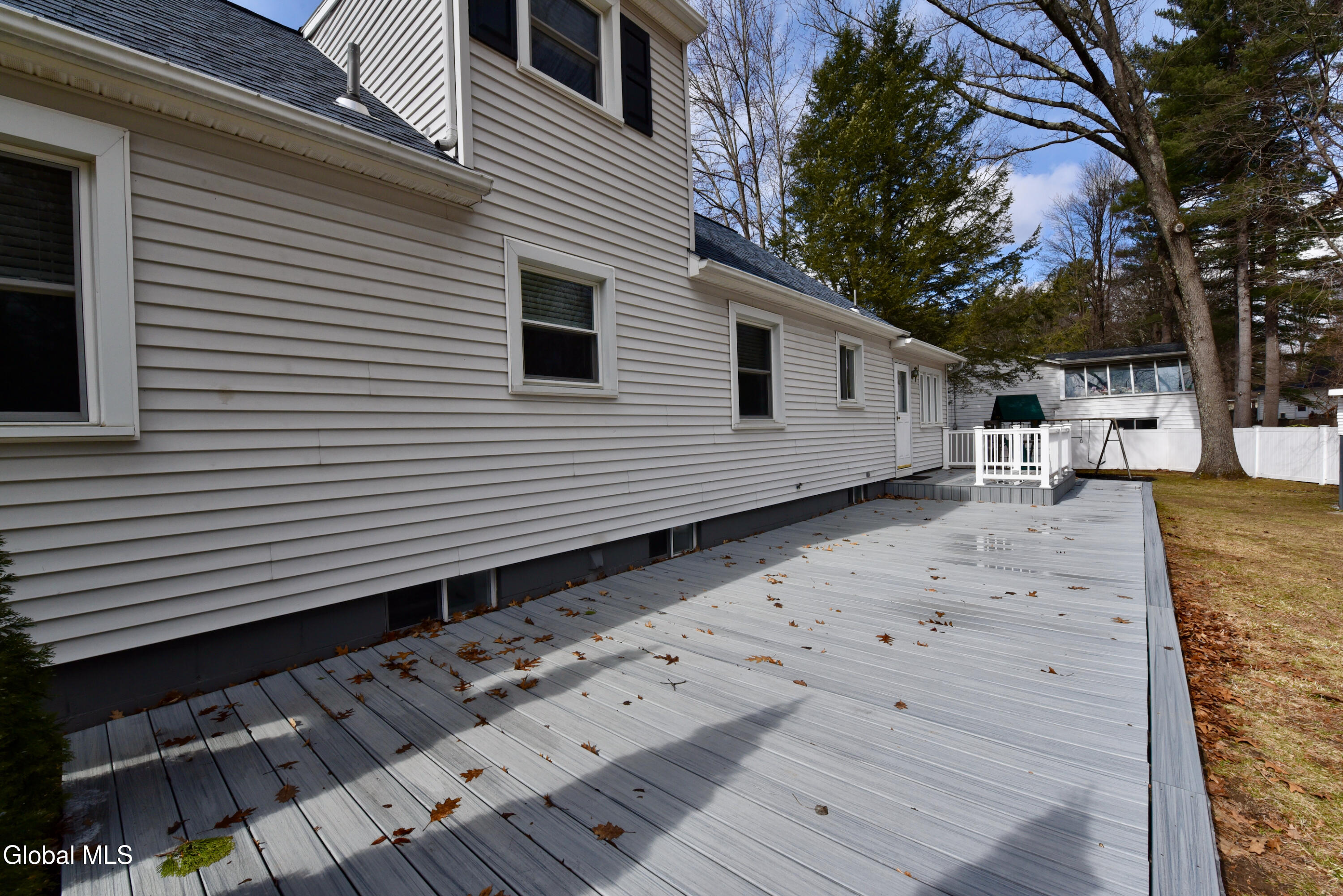23 New Castle Road Halfmoon, NY 12065 - Photo 58 of 62 23NewcastleRdBackDeck