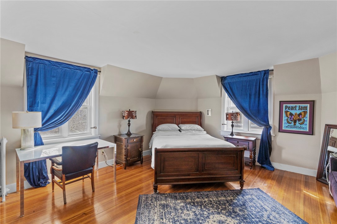 569 Spring Street, Unit 3 Newport, RI 02840 - Photo 23 of 32