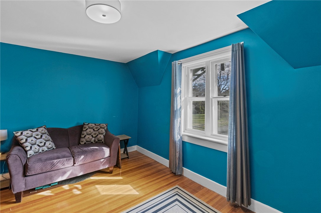 569 Spring Street, Unit 3 Newport, RI 02840 - Photo 29 of 32