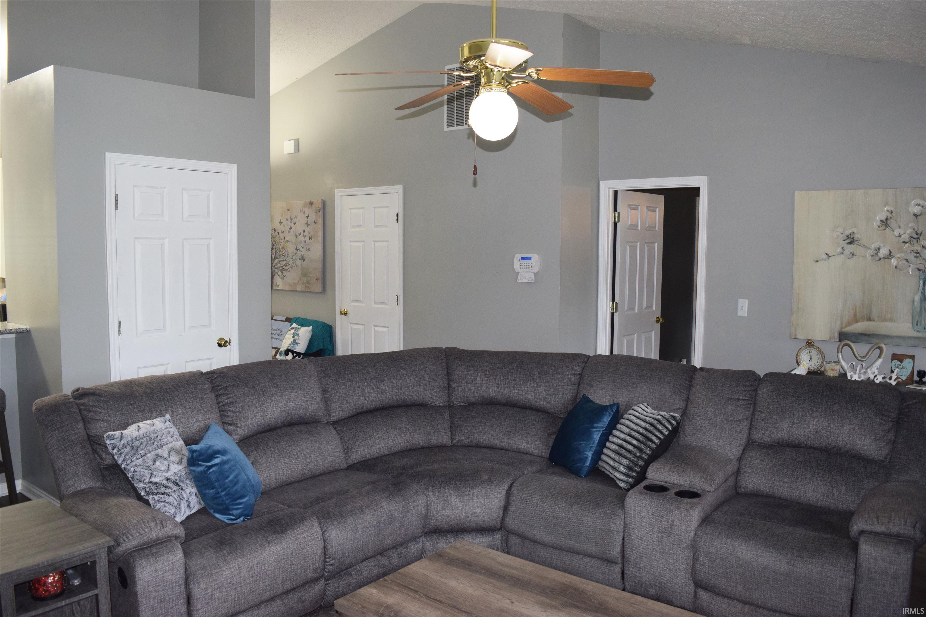200 East Evergreen Road Evansville, IN 47711 - Photo 11 of 36 Gallery Image 11