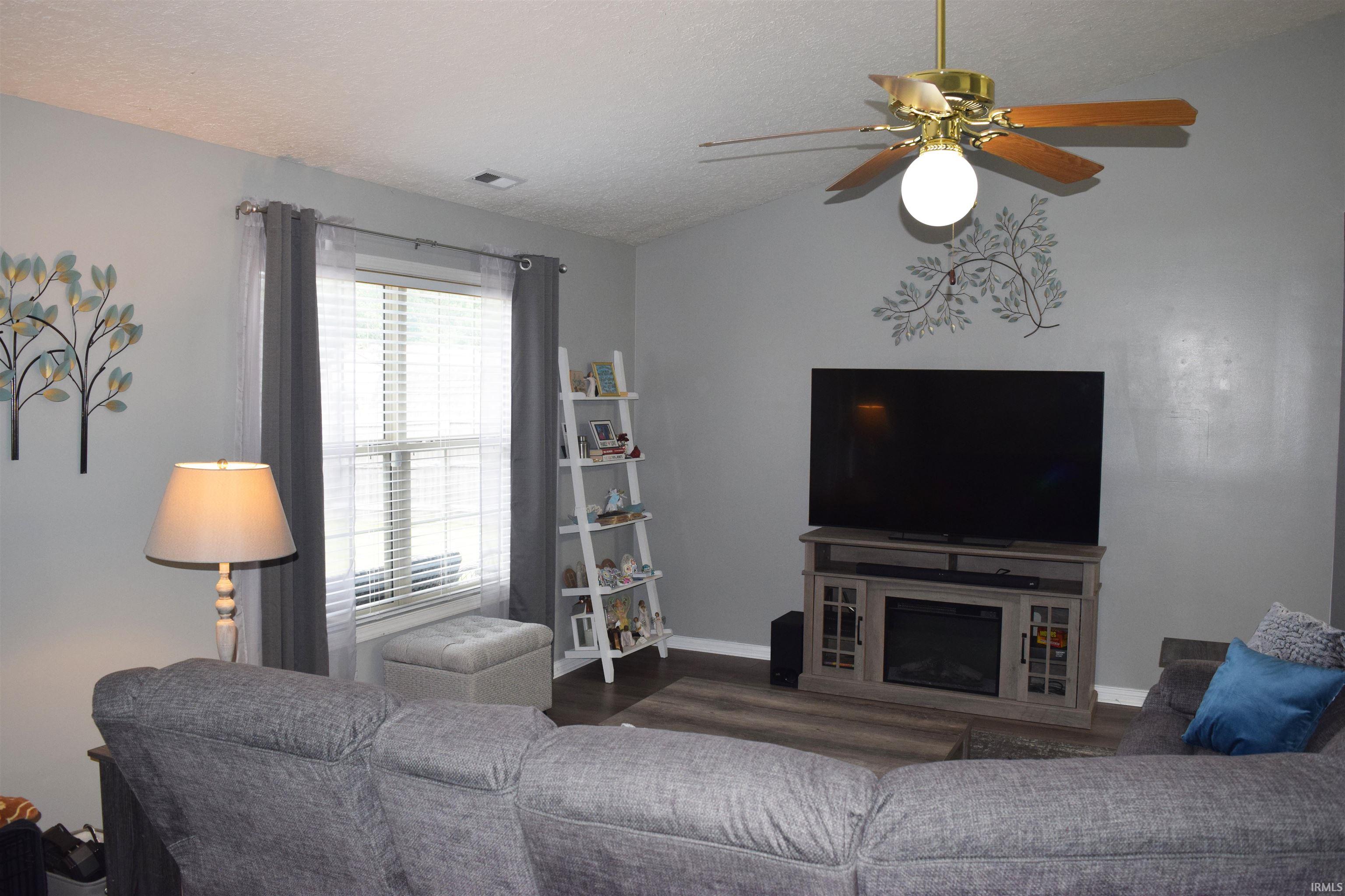 200 East Evergreen Road Evansville, IN 47711 - Photo 13 of 36 Gallery Image 13