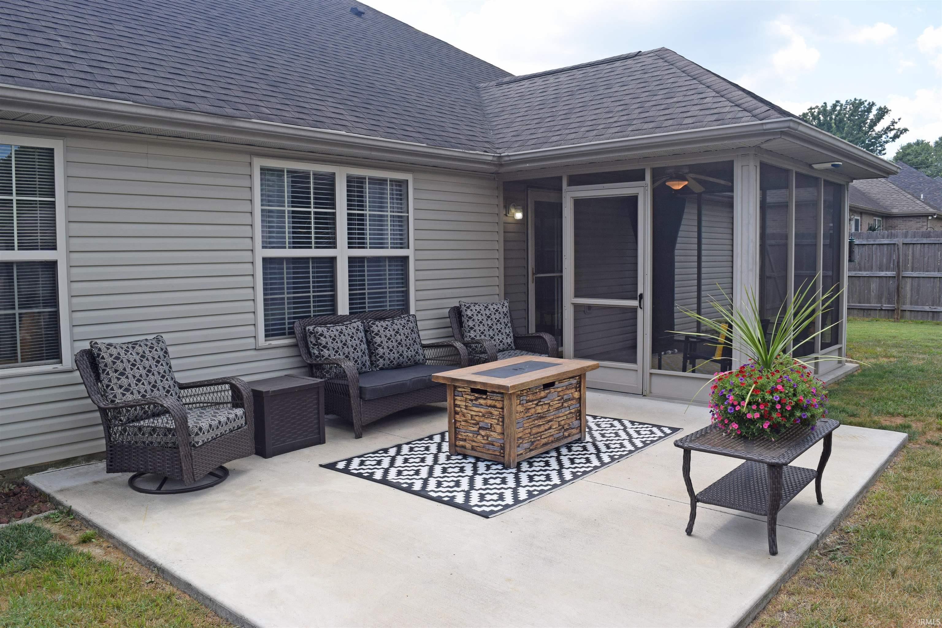 200 East Evergreen Road Evansville, IN 47711 - Photo 28 of 36 Gallery Image 28