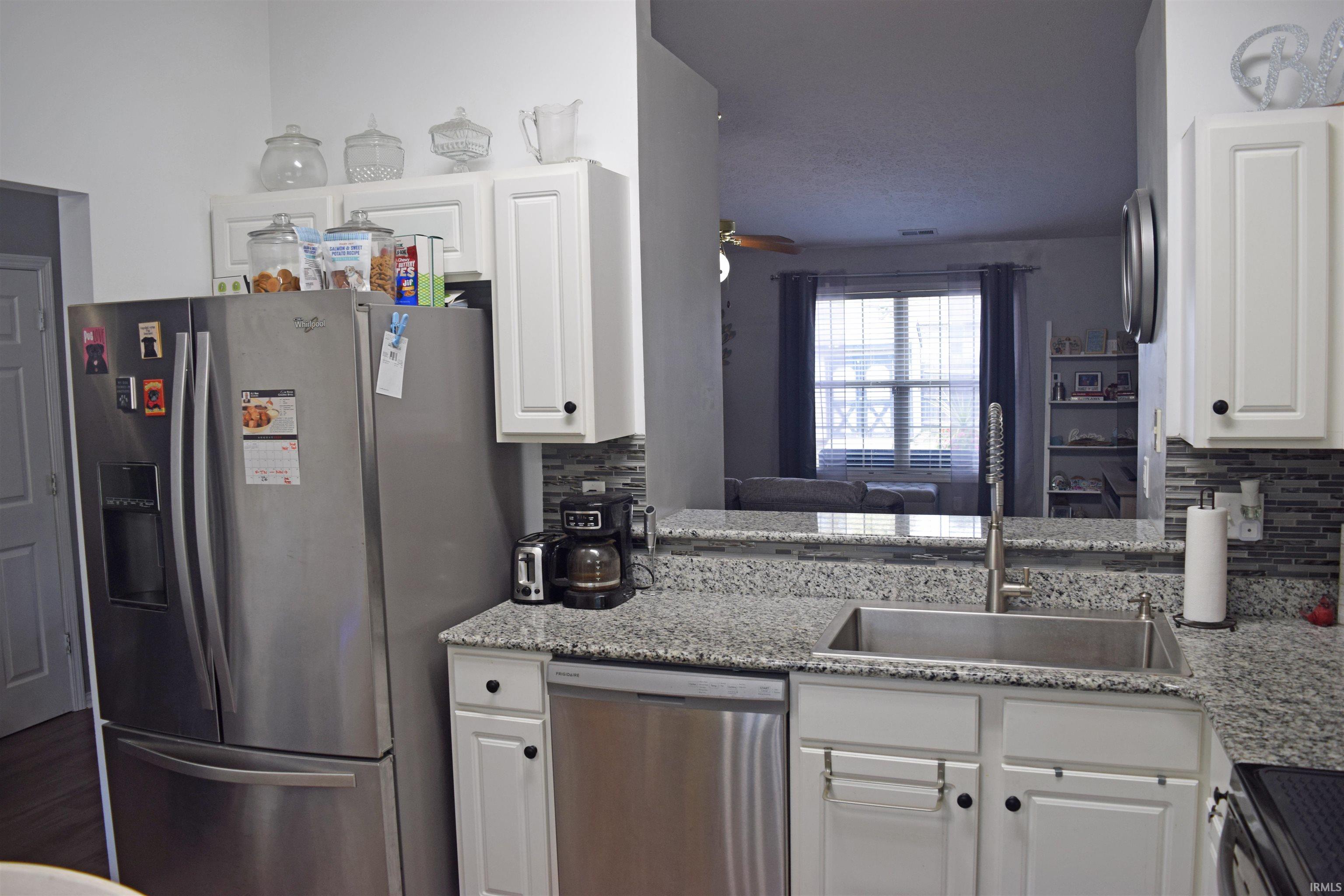 200 East Evergreen Road Evansville, IN 47711 - Photo 8 of 36 Gallery Image 8