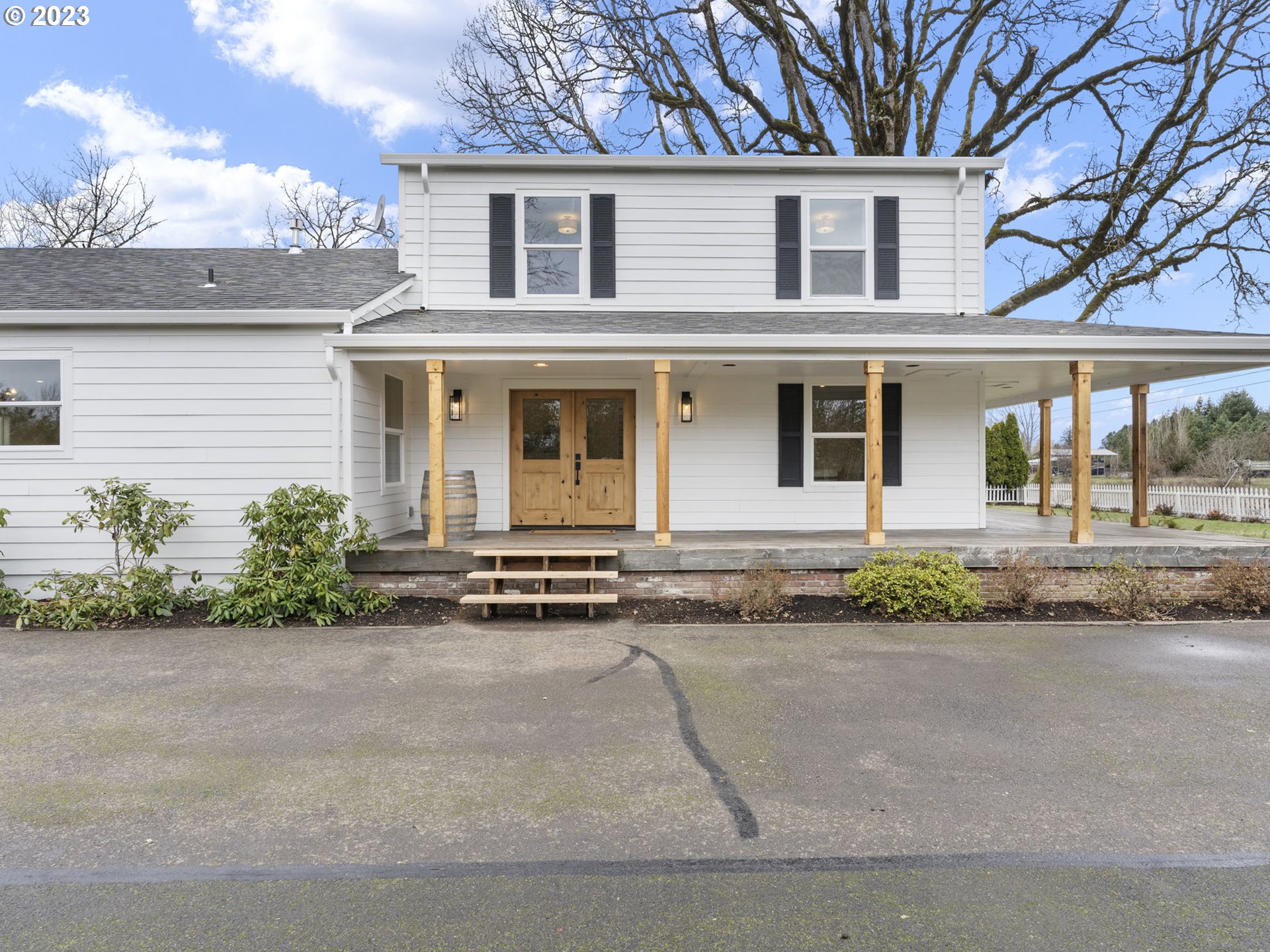 23950 Northeast Dillon Road Newberg, OR 97132 - Photo 3 of 32 Gallery Image 3