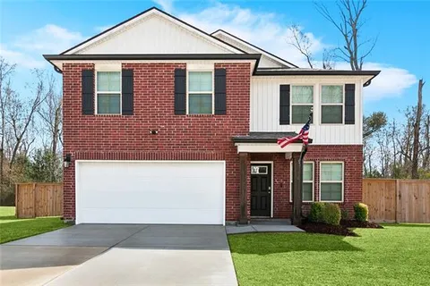 $315,000 | 443 Pretty Acrs Avenue, Hahnville, LA 70057