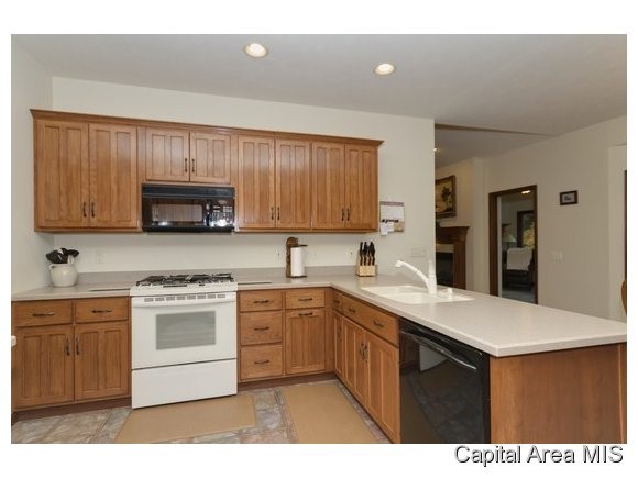 8 Quail Crossing Rochester, IL 62563 - Photo 7 of 24