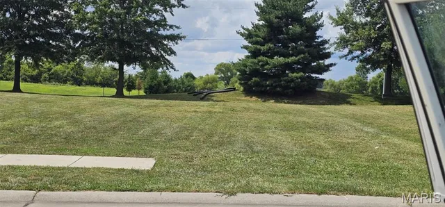 $84,900 | 3621 South Arbor Lake Drive, Edwardsville, IL 62025