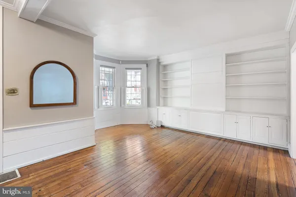 $2,400 | 1010 Trenton Place, Wilmington, DE 19801