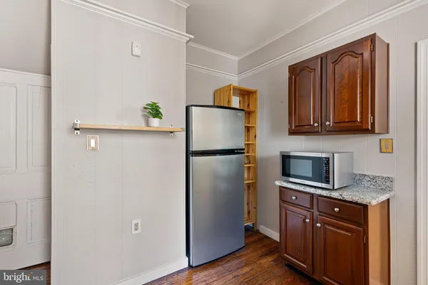 $2,400 | 1010 Trenton Place, Wilmington, DE 19801