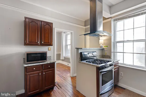 $2,400 | 1010 Trenton Place, Wilmington, DE 19801