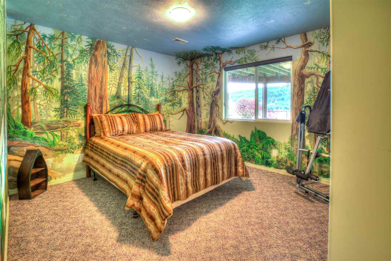 5656 Weaver Road Deer Park, WA 99006 - Photo 8 of 20 Gallery Image 8