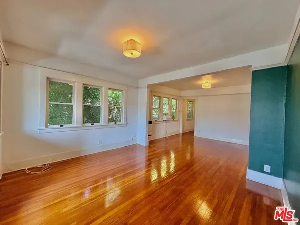$2,895 | 1112 1/2 Echo Park Avenue, Los Angeles, CA 90026
