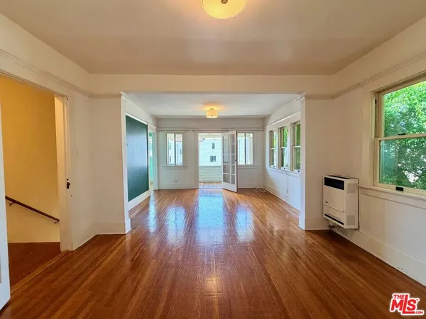 $2,895 | 1112 1/2 Echo Park Avenue, Los Angeles, CA 90026
