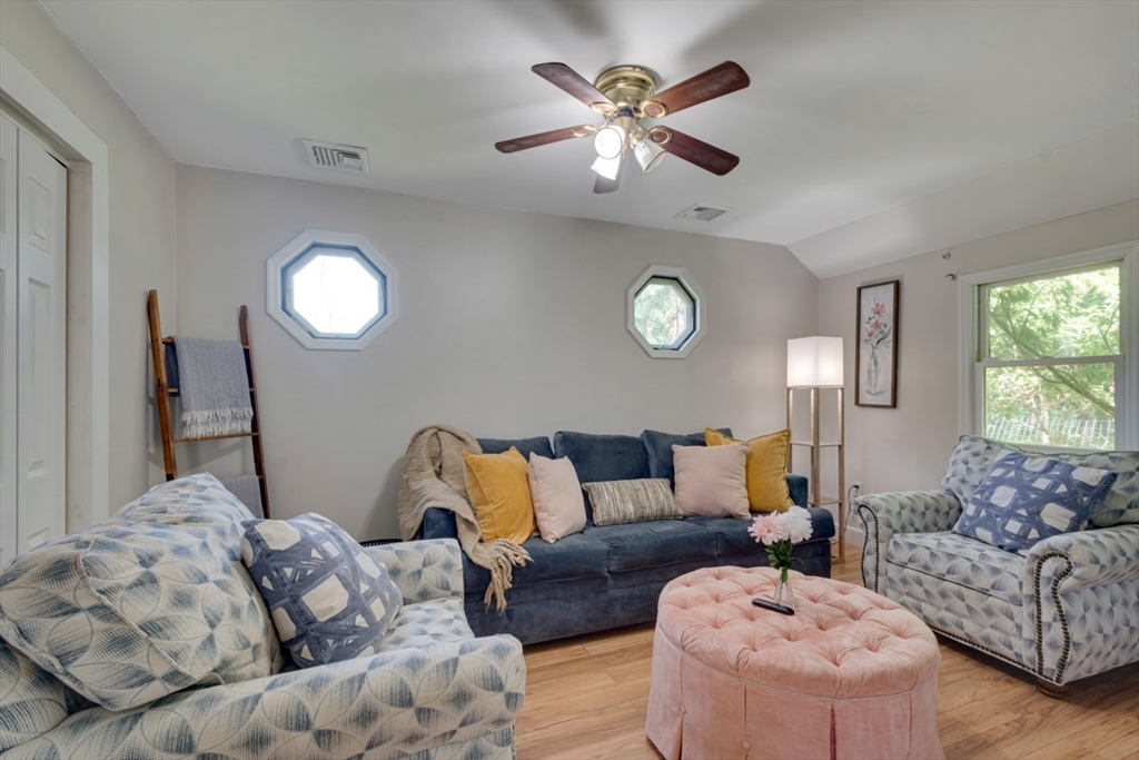 254 Lakeside Road, Unit 254 Hanson, MA 02341 - Photo 9 of 42