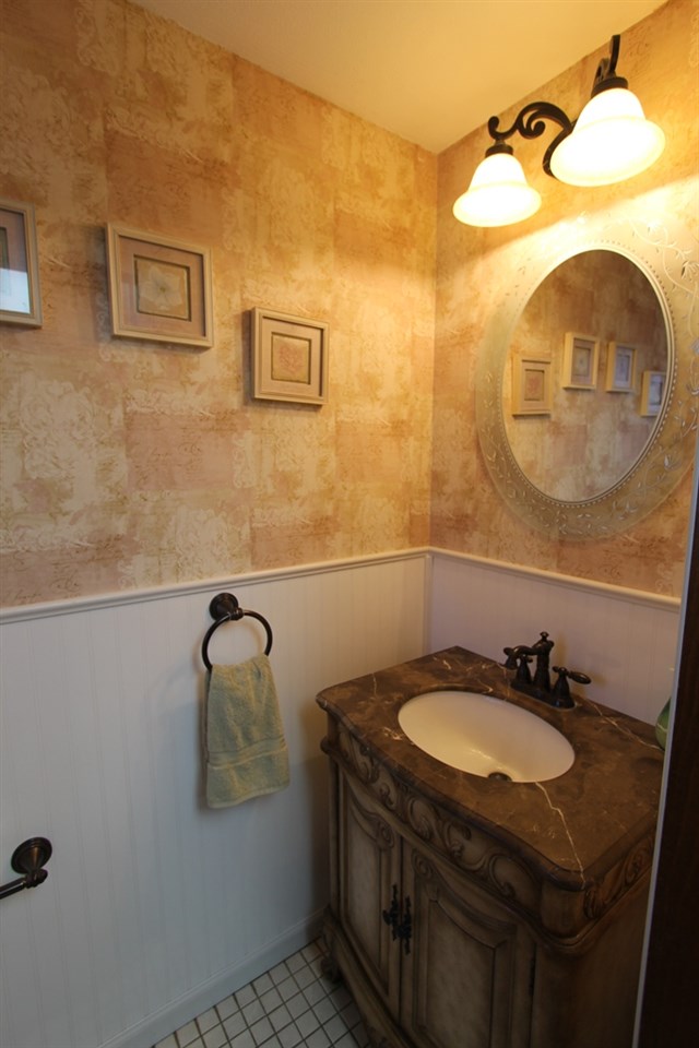 4 Choate Hill Road Kingston, NH 03848 - Photo 12 of 38 Gallery Image 12