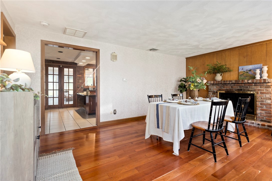 1031 Town Farm Road Coventry, RI 02816 - Photo 4 of 34