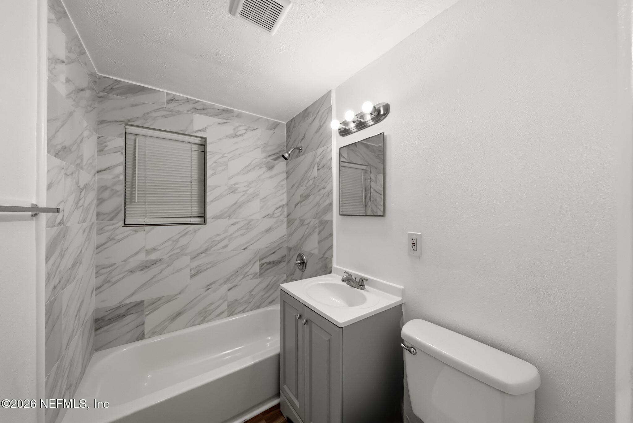 4207 Francis Road Jacksonville, FL 32209 - Photo 15 of 32 10_STA00884